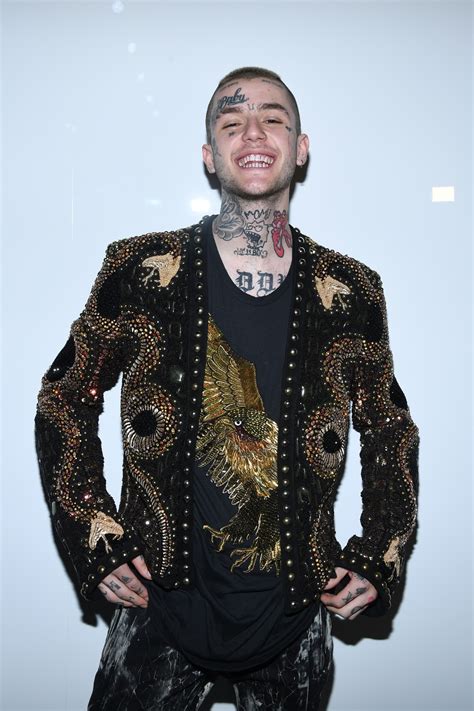 Rapper Lil Peep Dies At 21 The Night Before His Tour Wrapped Up In