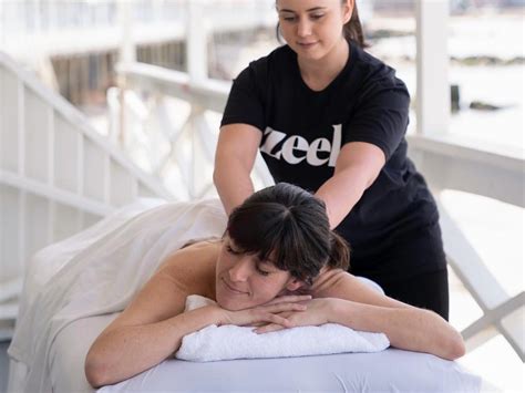 This Website Lets You Book A Private Massage In Your Home With A Licensed Massage Therapist