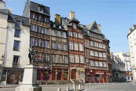 The republic square with the. Rennes - France | Travelwider