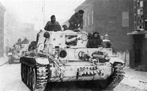 Cromwell Tanks Of The British 7th Armoured Division The Desert Rats