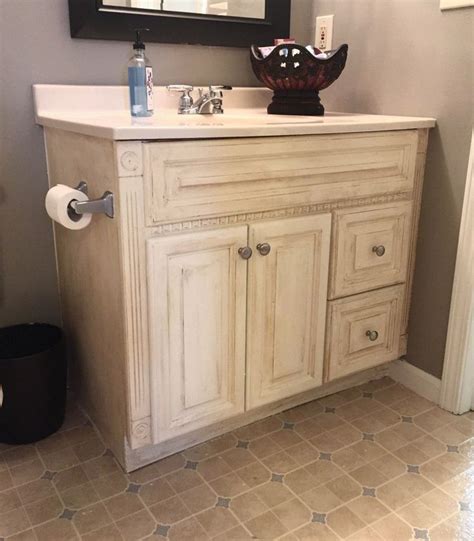 I decided to make my own art work by. Painting Oak Bathroom Vanity with Annie Sloan Chalk Paint ...