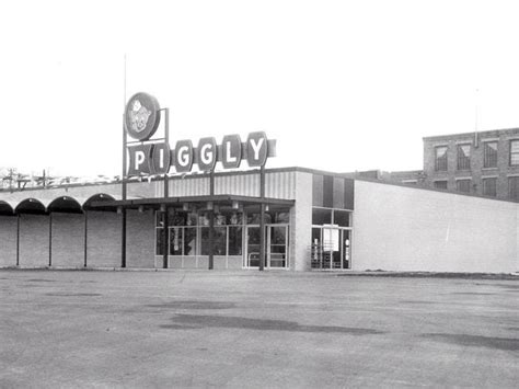 Grocery store in appleton, wisconsin. Looking back: Past grocery stores and vintage ads
