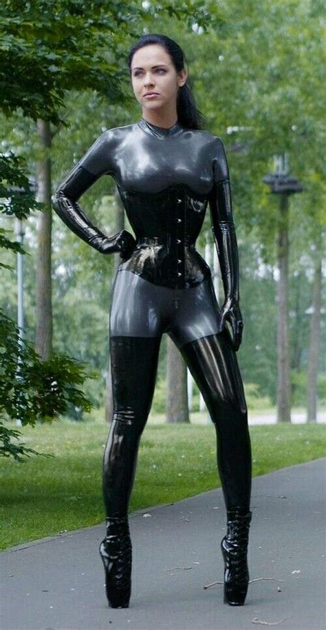 Pin On Special Latex Girls 1
