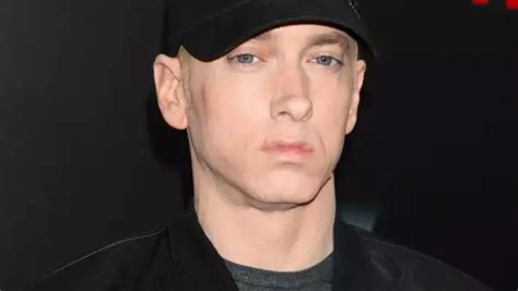 El Oso Que Hizo Salma Hayek Con Eminem Y Que Terminó Por Aterrorizarlo