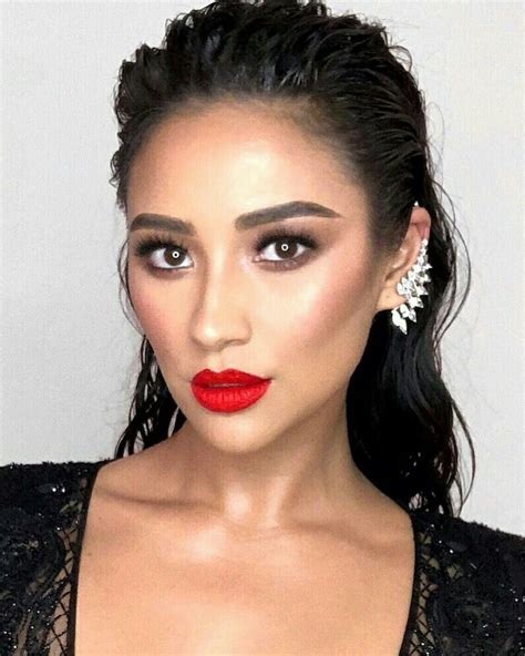 Shay Mitchell Red Lips Makeup Look Celebrities Hair Styles Instyle