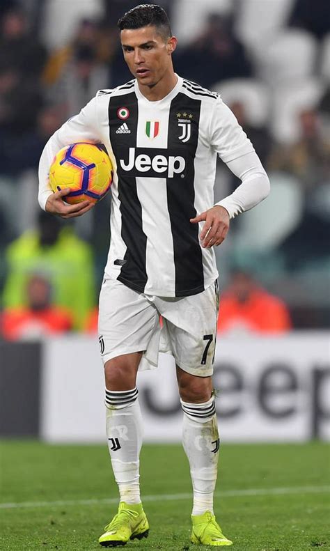 Cristiano Ronaldo Real Madrid Agreed To Give Juventus Star New Deal