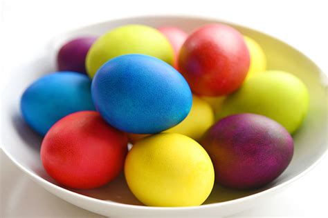 How To Dye Super Bright Easter Eggs With A Shiny Finish