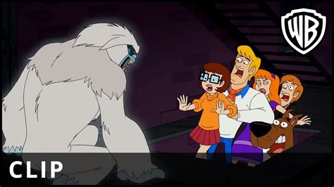 Be Cool Scooby Doo Yeti Chase Clip Official Warner Bros Uk Youtube