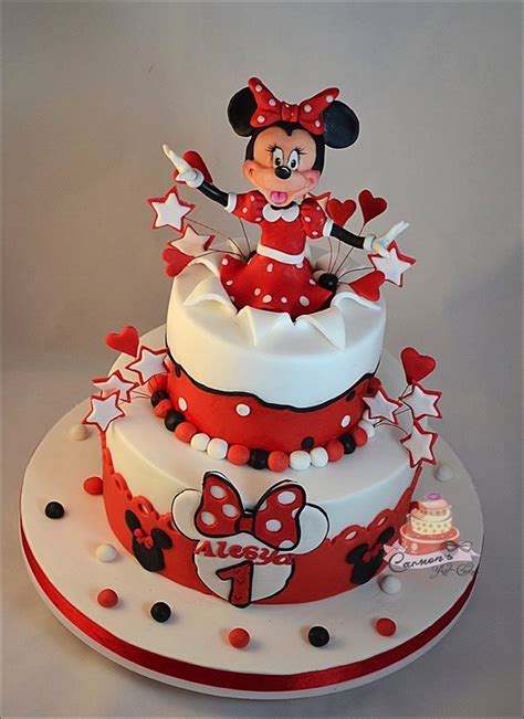 These Two Minnie Mouse 1st Birthday Cakes Are Too Cute Between The Pages Blog