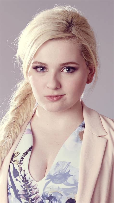 Abigail Breslin Wallpapers For Everyone