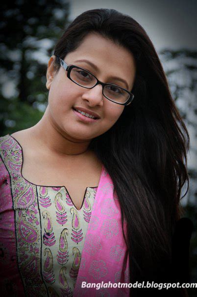 purnima most hot and sexy cinema actress and model in bangladesh hot picture ~ bangladeshi hot
