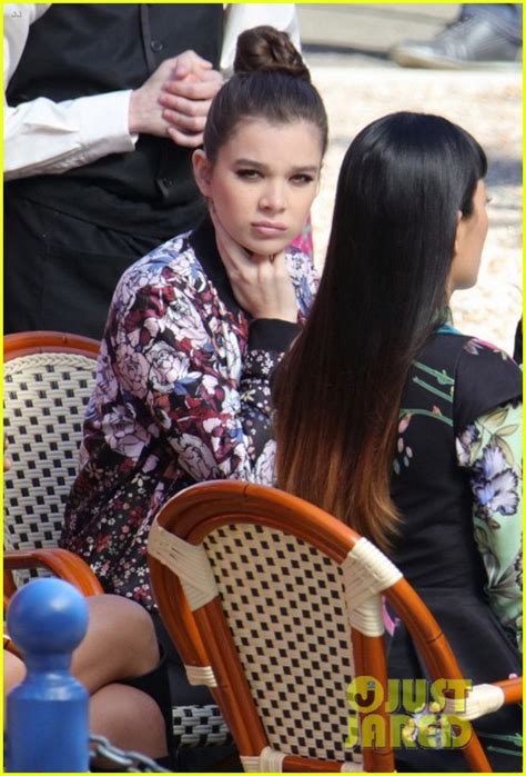 photo hailee steinfeld pitch perfect cast continue filming 01 photo 3860731 just jared