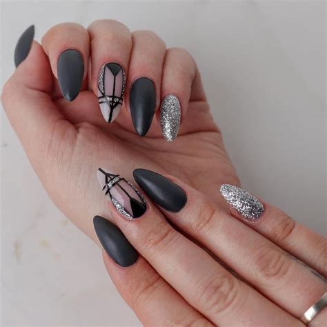 You Need To See This Abstract Nail Art Inspo Before Your Next Salon