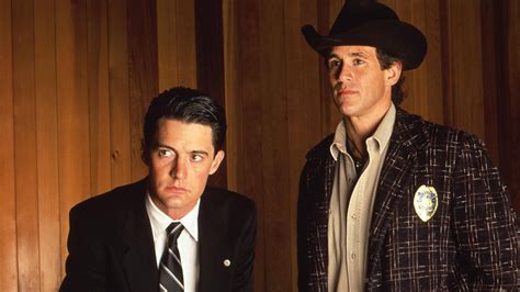 Watch David Lynch Revived Twin Peaks In A Weird Series Of 90s