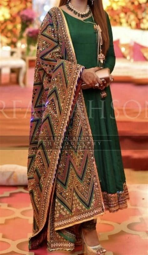 pin  sultana perbeen   styles stylish party dresses pakistani