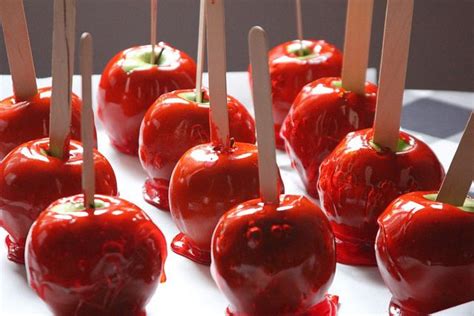 Homemade Cinnamon Candy Apples Cinnamon Candy Candy Apples Candy