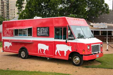 Columbus is a city of capital tastes, among other things, and these food trucks are ready to drive them further than ever. The Grove Food Truck - Dallas - Roaming Hunger