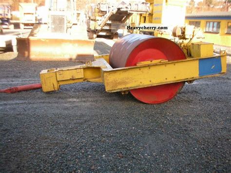 Bomag Towed Roller 1991 Rollers Construction Equipment Photo And Specs