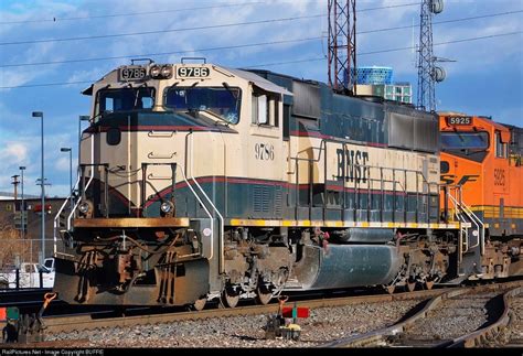 Railpicturesnet Photo Bnsf 9786 Bnsf Railway Emd Sd70mac At Denver