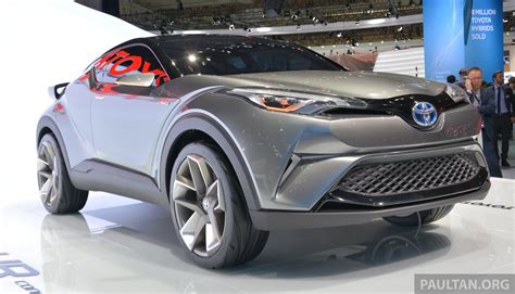 Frankfurt Toyota C Hr Concept Now With Five Doors Production
