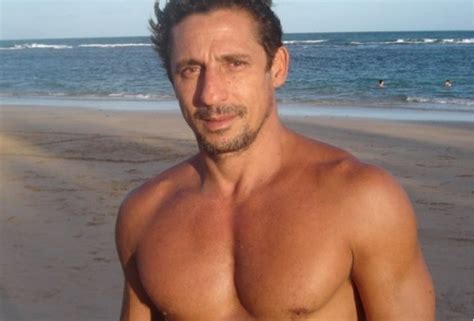 Omg Blog Omg Hes Naked Brazilian Actor Tuca Andrada My Xxx Hot Girl