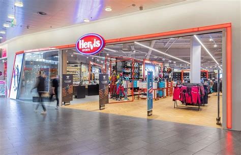 Hervis Opens Store In Saalfelden News Briefs Sporting Goods