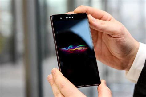 Sony Xperia Z 5 Inch Android Superphone Official We Go Hands On