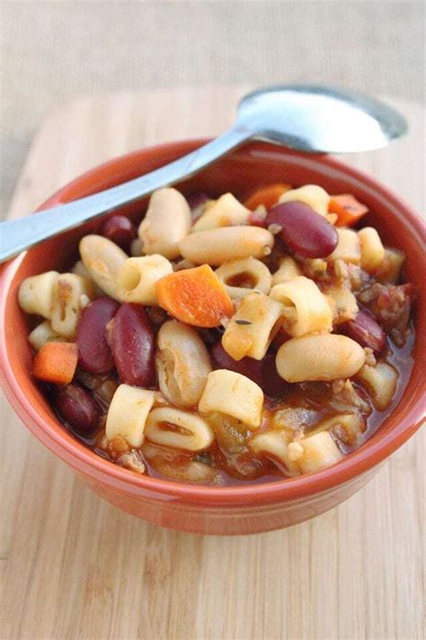 Mar 29, 2009 · olive garden pasta e fagioli soup is filled with ground beef, pasta, beans, carrots, and so much more. Copy Cat Olive Garden Pasta e Fagioli Soup Recipe ...