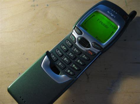 Nokia 7110 Original Matrix Telefon S Izbacivanjem Poklopca Nova Bat