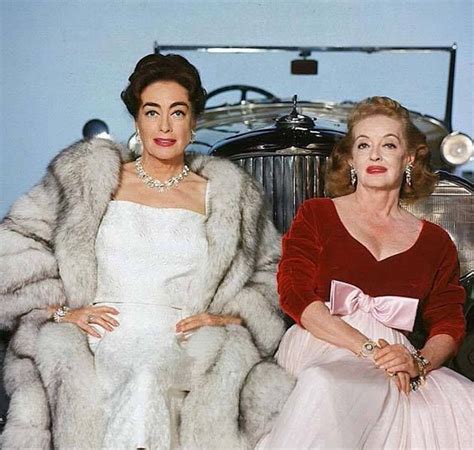 Joan Crawford And Bette Davis Old Hollywood Actresses Classic Actresses Old Hollywood Glamour