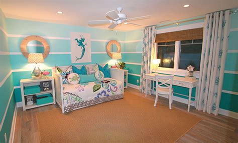 Fantastic Lagina Beach Look Girl Bedroom Design With Stunning Sea Beach