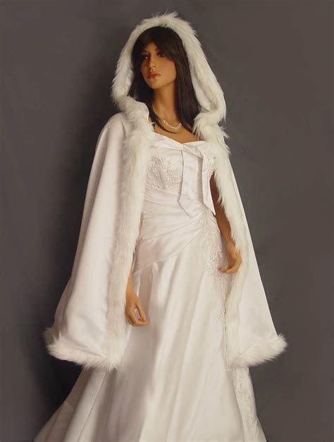 Fur Trim Satin Cloak Cape Shawl Cover Wedding Coat Renaissance Bridal