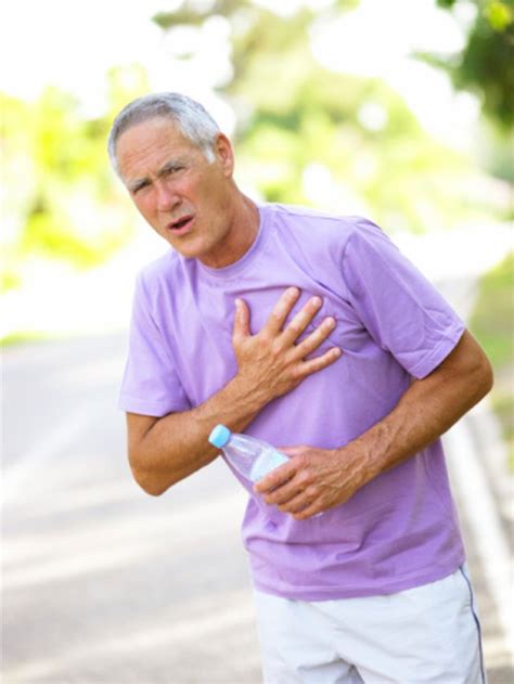 Front And Middle Chest Pain When Running