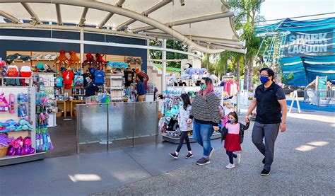 2020 Annual Report Aquarium Of The Pacific