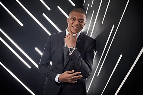 Kylian mbappé, né le 20 décembre 1998 à paris,. Kylian Mbappé é il nuovo ambassador di Hublot | Fashion Times