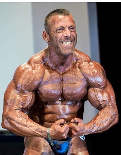 World Bodybuilders Pictures Hispanic Bodybuilder John Gerard Diaz With Power Muscles