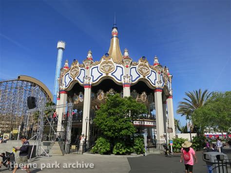 Carousel Columbia At Californias Great America Theme Park Archive