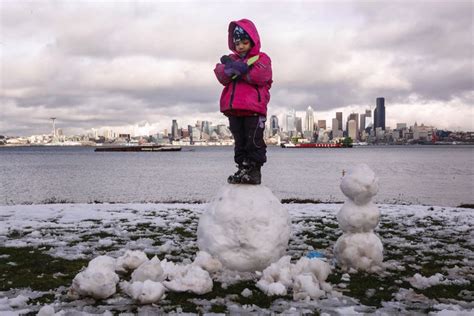 Record Cold Winter Not Over Yet Forecasters Predict Snow In Seattle