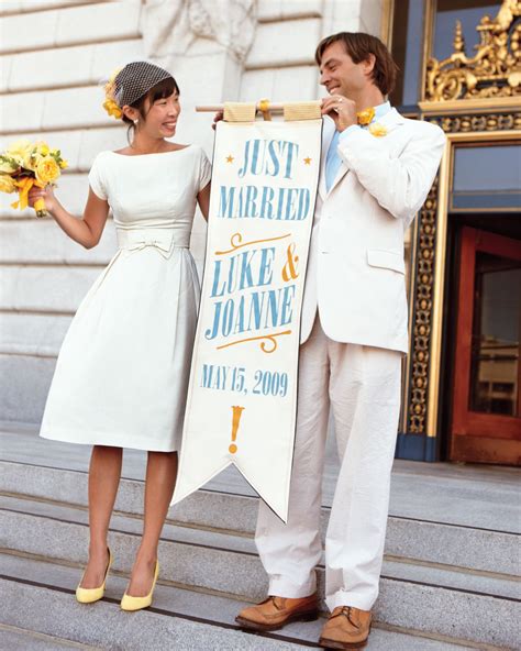 21 Courthouse Wedding Dress Ideas For Your City Hall Ceremony