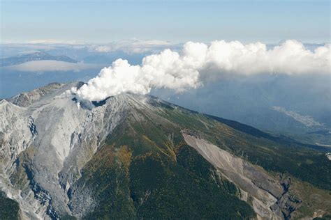 More Seismic Activity Keeps Recovery Effort At Japanese Volcano On Hold