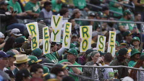 Oakland A S Fans Fill Stadium In Reverse Boycott Of Team S Move