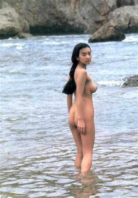 Ayane Miura