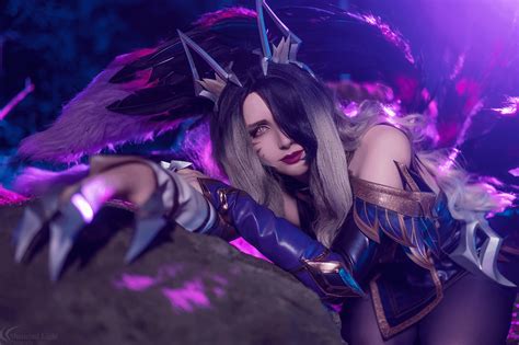 Coven Ahri Cosplay Made By Paiclyacosplay Photographer Shatteredlightphotography Rahrimains