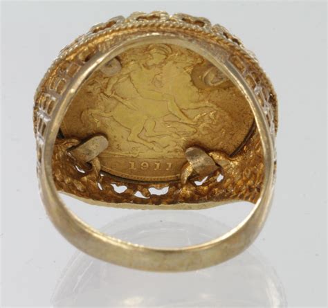 9ct Yellow Gold Ring Set With 1911 Half Sovereign Coin Finger Size R