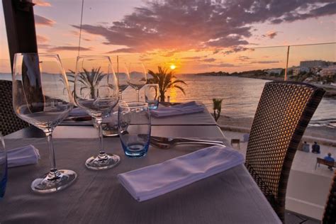 Zodiac apartments are set in ibiza's san antonio bay, a short walk from the beach. Eating out in Ibiza's San Antonio | Ibiza Spotlight