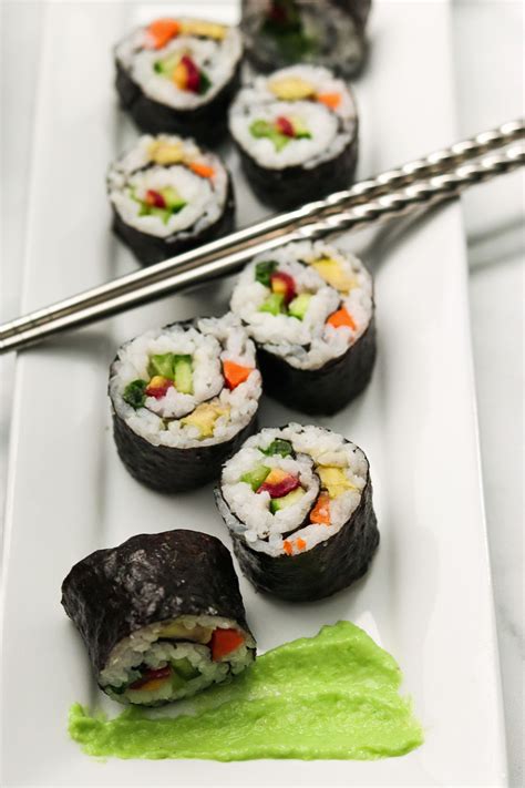 Want To Learn How To Roll Easy Vegan Sushi Roll This Is A Recipe For You