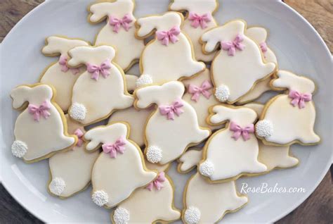 How To Make Decorated Easter Bunny Cookies