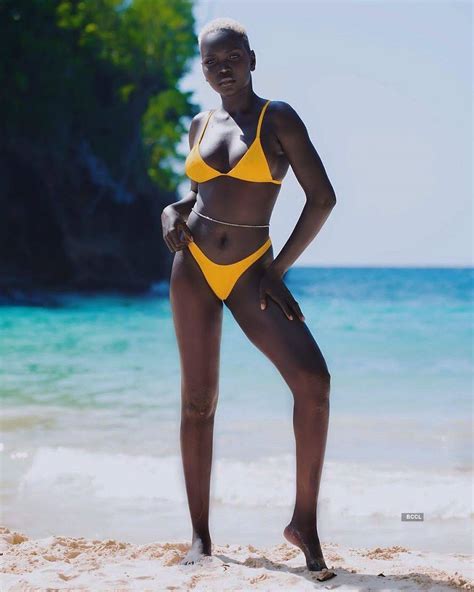 🔞 Sudanese Model Nyakim Gatwech Dubbed As ‘queen Of The Dark’ Becomes The Next Instagram Sensation