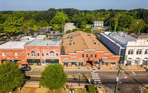 18 Cool Things To Do In Downtown Apex Nc Eat Shop Play