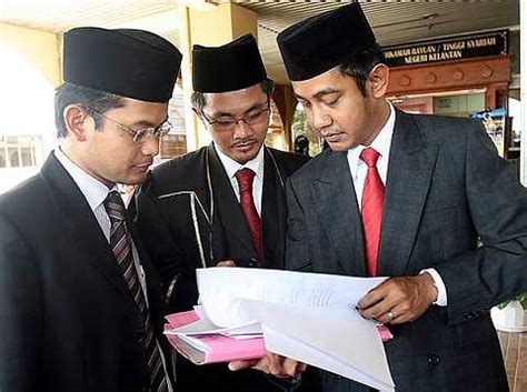 Cara menjadi psikolog selanjutnya adalah dengan mengikuti sidang profesi yang dilaksanakan oleh himpsi. Kerjaya Peguam ~ alumnimrsmtawau